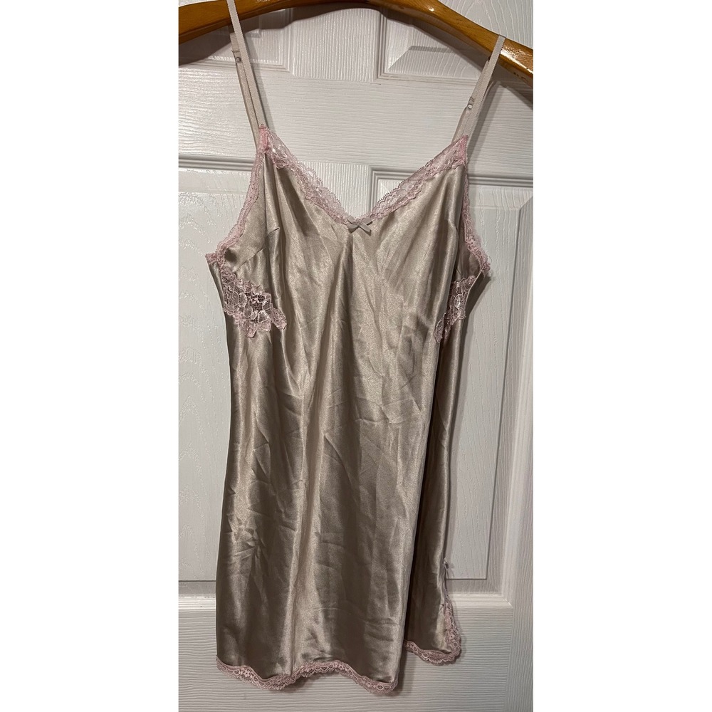 Victoria's Secret Satin Lace Trim Chemise Nightgown Champagne‎ Pink Large